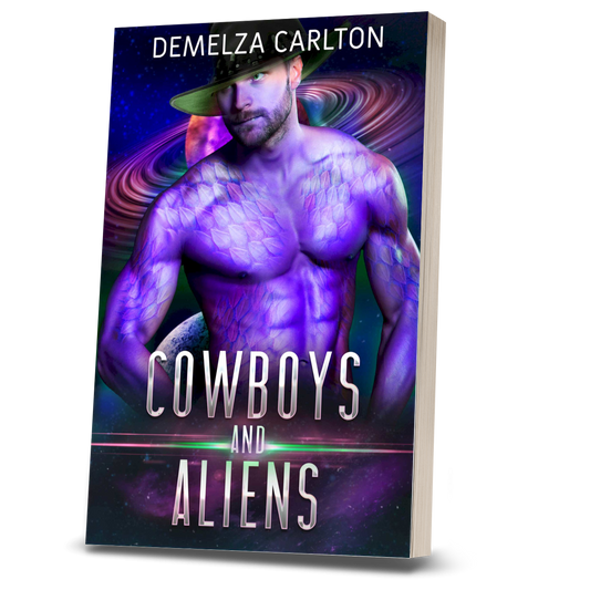 Cowboys and Aliens: An Alien Scifi Romance (Book 1 in the Colony: Holiday series) PAPERBACK
